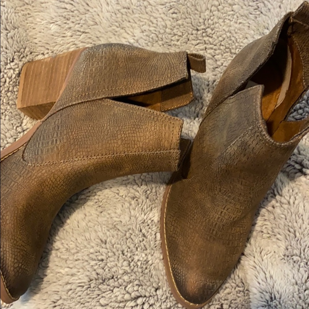 booties